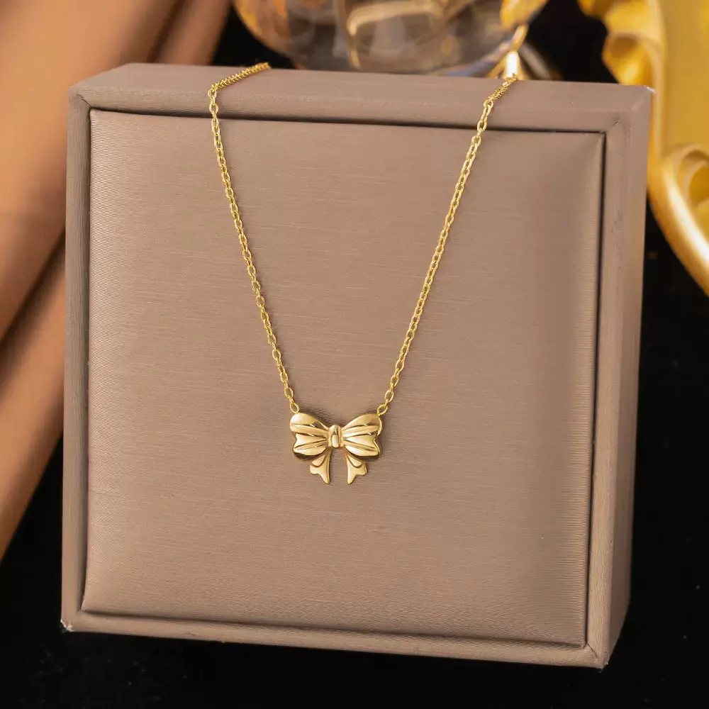Bow Pendant